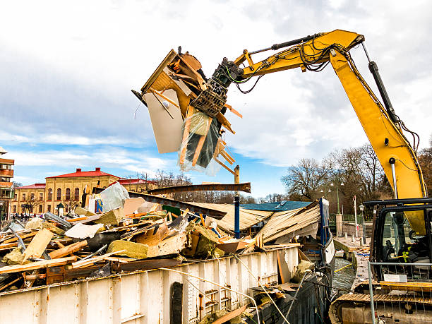 Trash Removal Near Me in Salt Creek Commons, IN